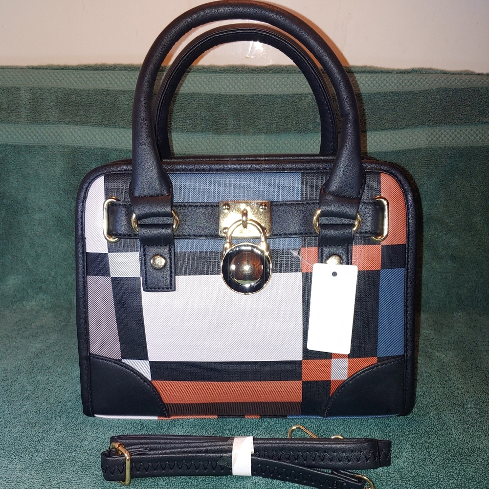 Handbag/Purse Trimmed in Black with Double Zip Wallet, Wristlet - Picture 1 of 6